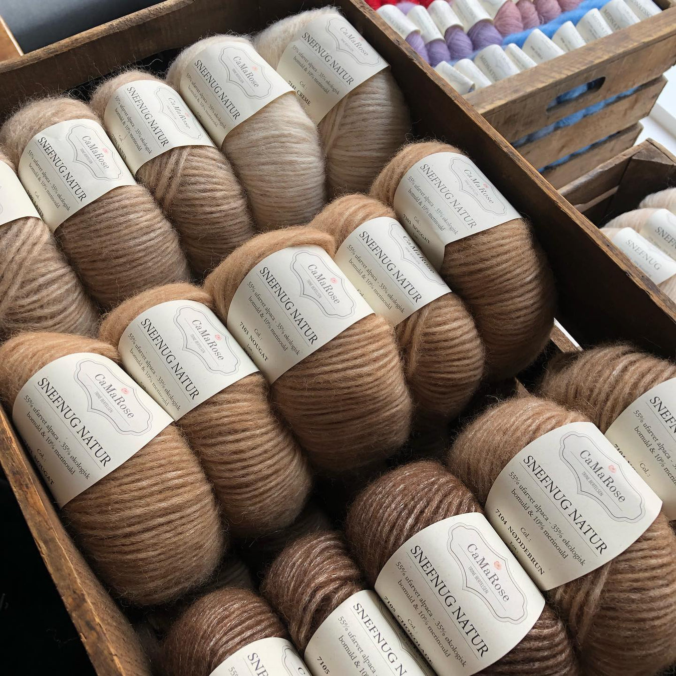 CaMaRose Snefnug Natur displayed in neutral colors