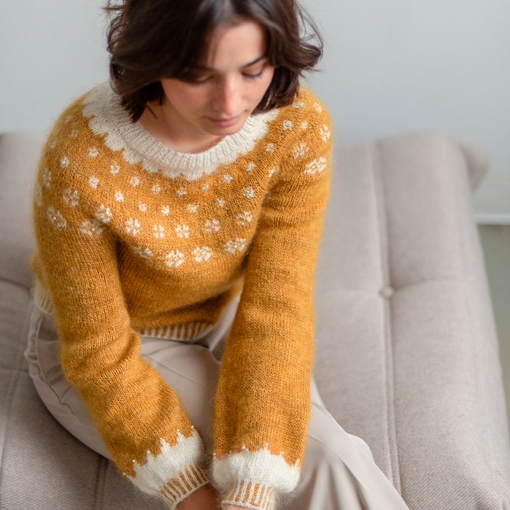 Azucena Pullover by Claudia Quintanilla | Knitted with Gepard Wild