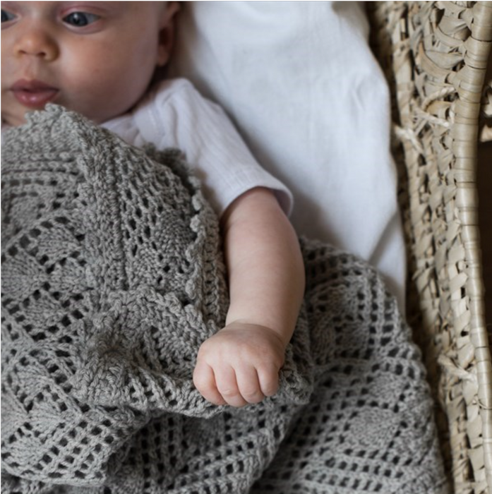 Baby Blanket with Leaf Fall: CaMaRose |  Printed Pattern