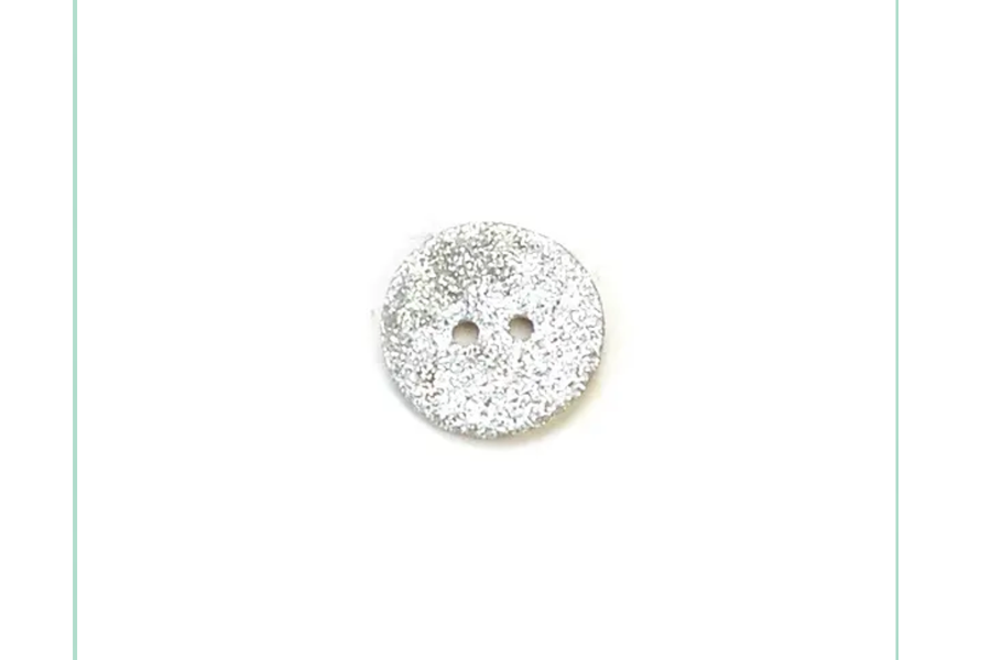 Button: 18mm Diameter  |  Silver Glitter  |  Agoya Shell
