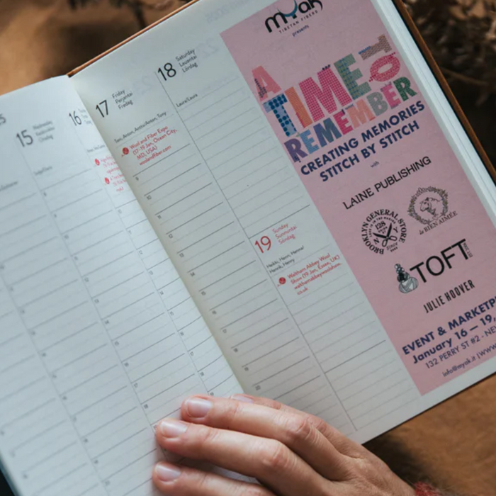 Knitter's Weekly Planner 2025