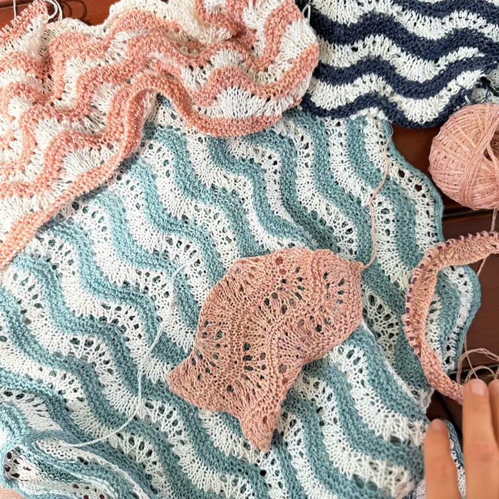 Kolibri: Jean Tee  | Ravelry PDF