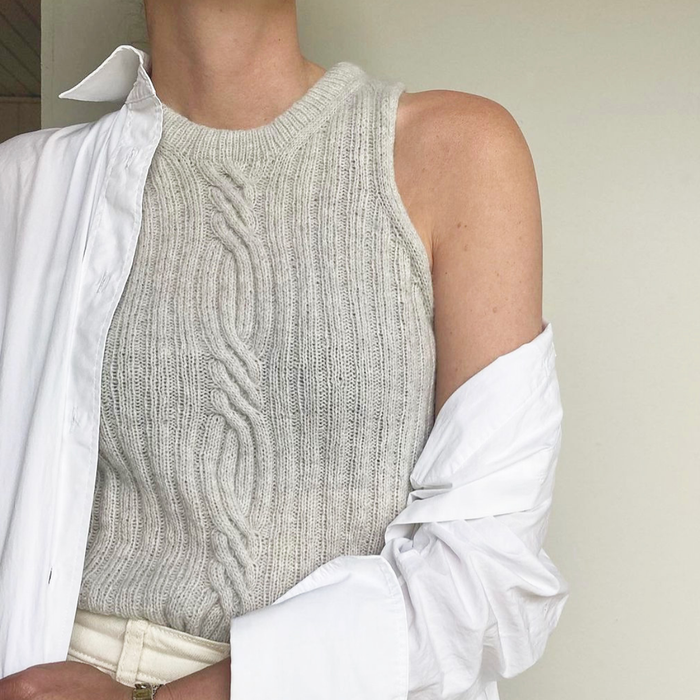 Other Loops: Twist Loop Top  |  Ravelry PDF