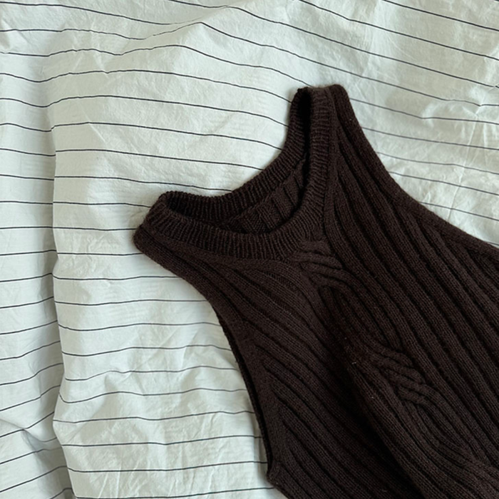 Other Loops: Twist Loop Top  |  Ravelry PDF