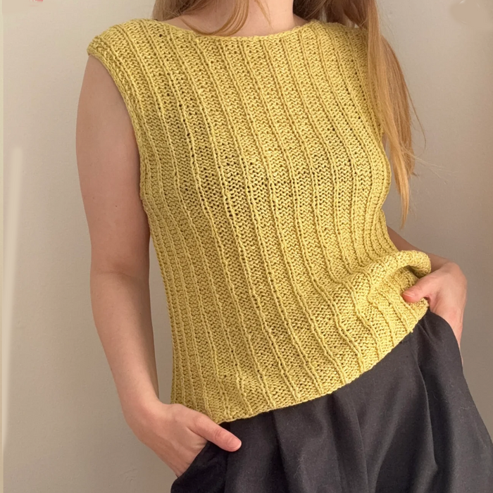 Granular top by aegyoknit
