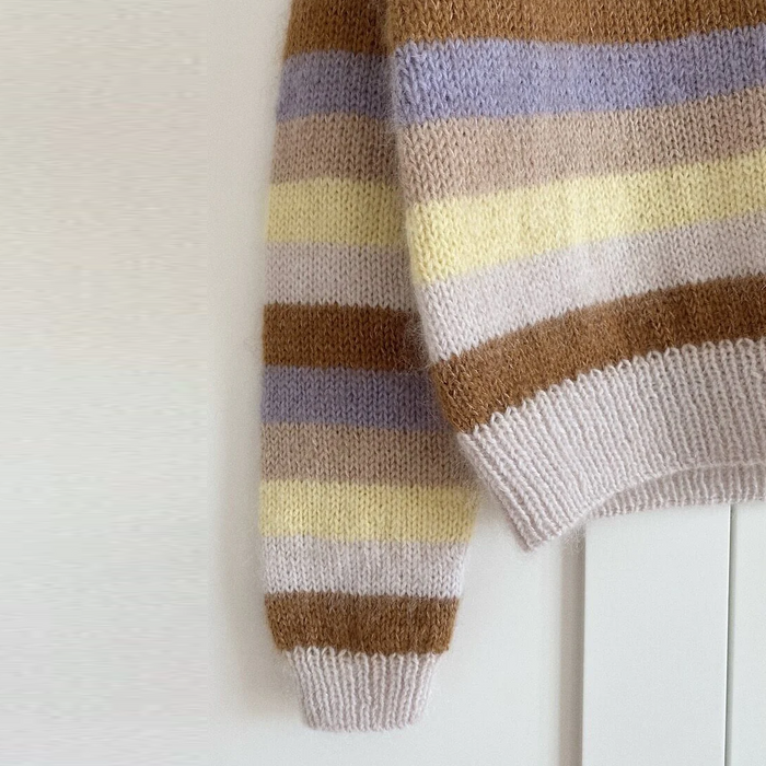Aros Sweater by PetiteKnit  |  Printed Pattern
