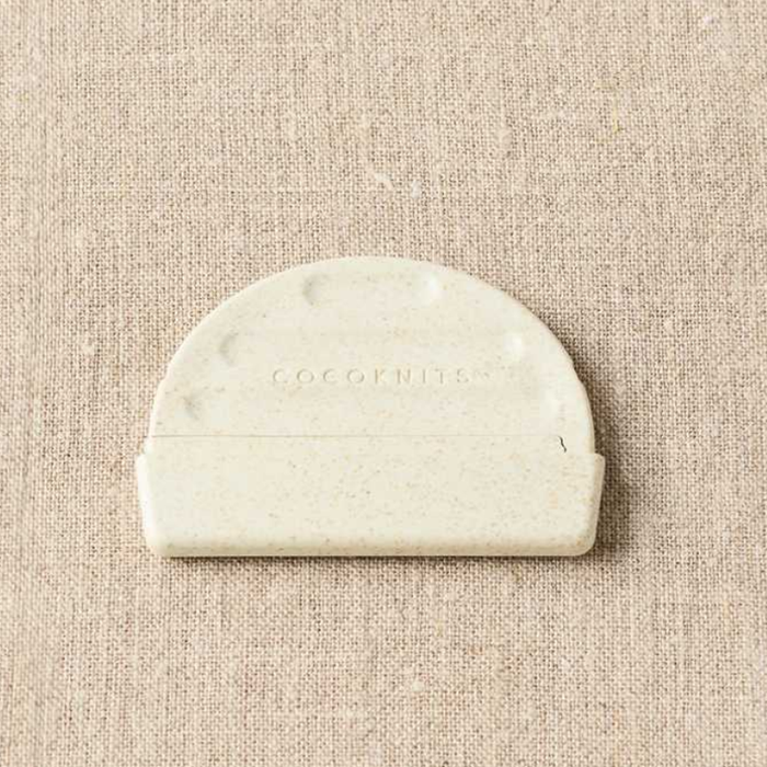 Cocoknits Fuzz Off Comb II (compact design)