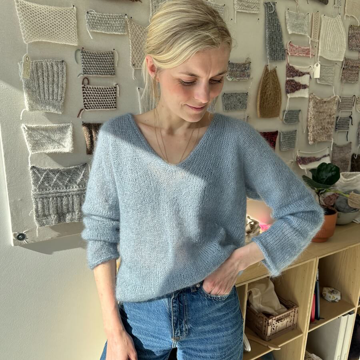 PetiteKnit Cumulous V-Neck Printed Pattern — Inspire a Mind IAM