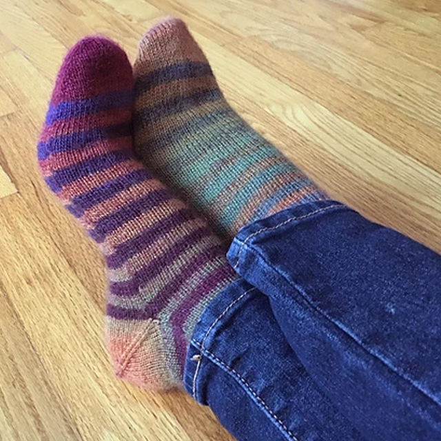 Magic Zauberball Stripe Socks by Tofutrulla |  Free Pattern