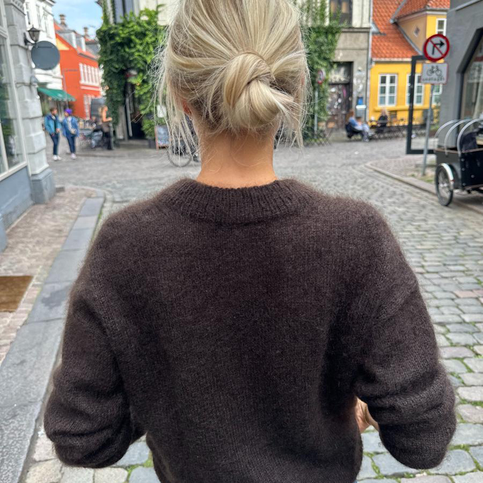 Pattern: PetiteKnit  |  Stockholm Sweater (Printed)