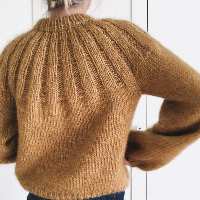 Pattern: PetiteKnit  |  Sunday Sweater (Printed)