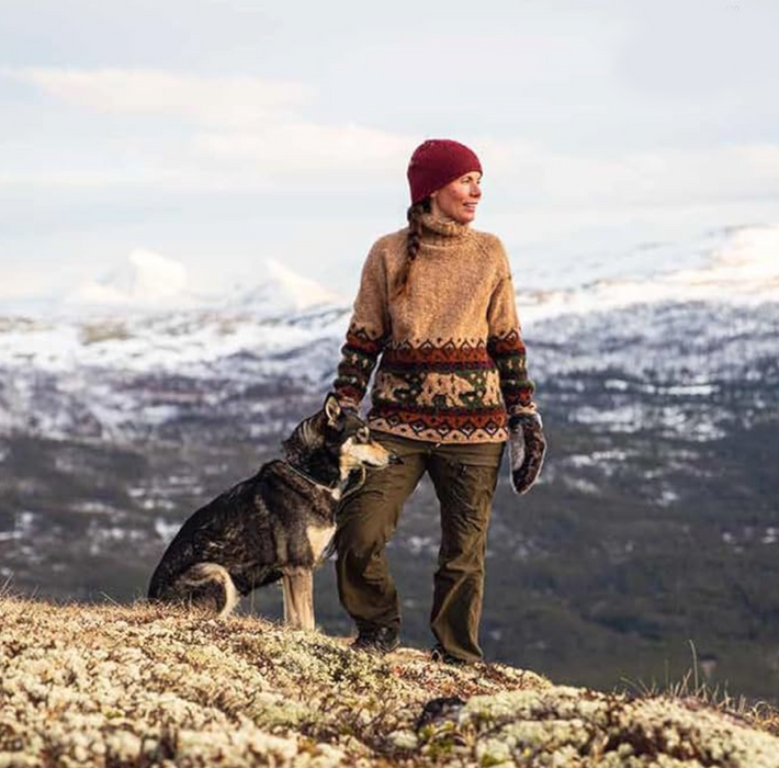 Linka Neumann: Wilderness Knits  |  Printed Knitwear Designs